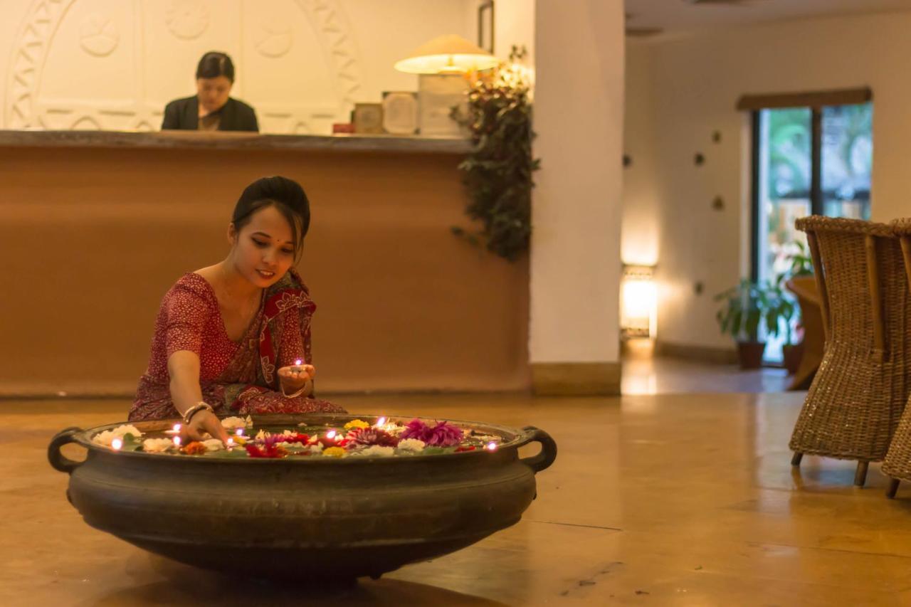 Shangri-La Village Resort, Pokhara Ngoại thất bức ảnh