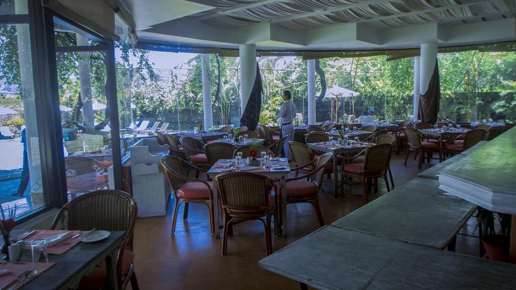 Shangri-La Village Resort, Pokhara Ngoại thất bức ảnh
