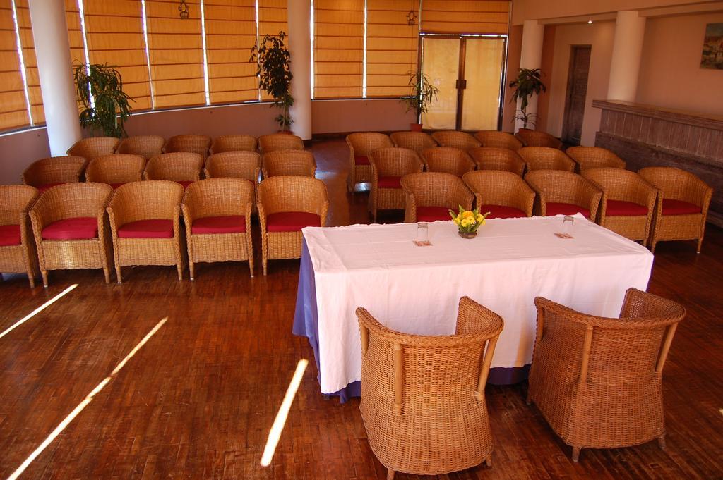 Shangri-La Village Resort, Pokhara Ngoại thất bức ảnh